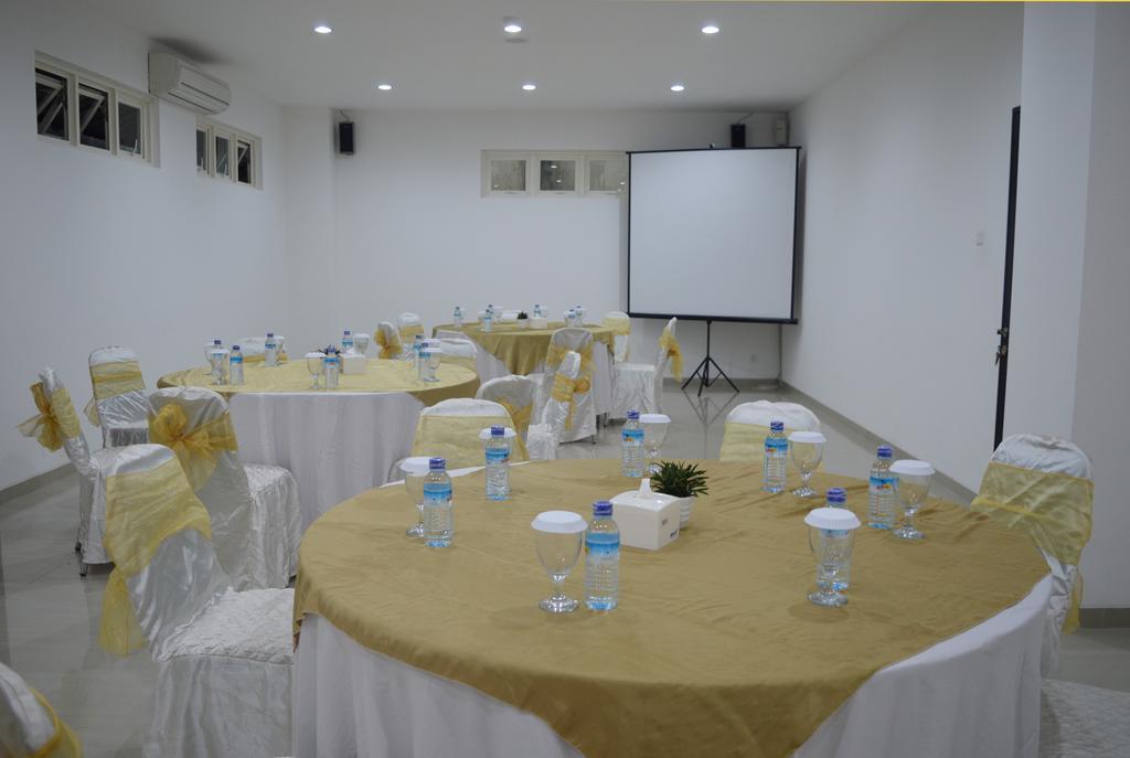 M Hotel Mataram Exterior photo