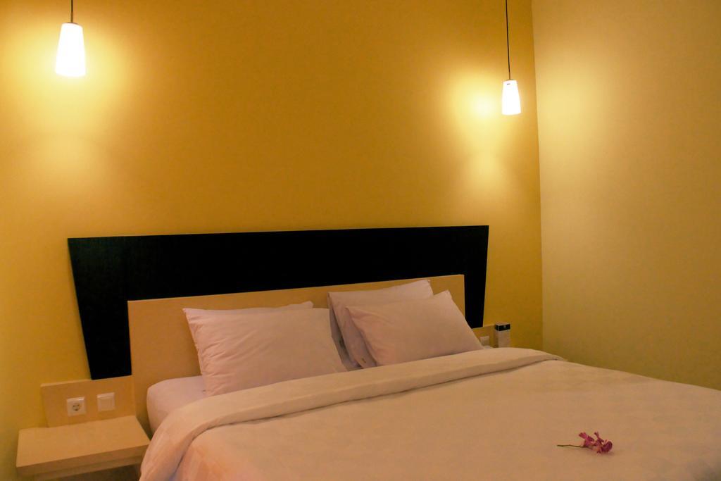 M Hotel Mataram Room photo