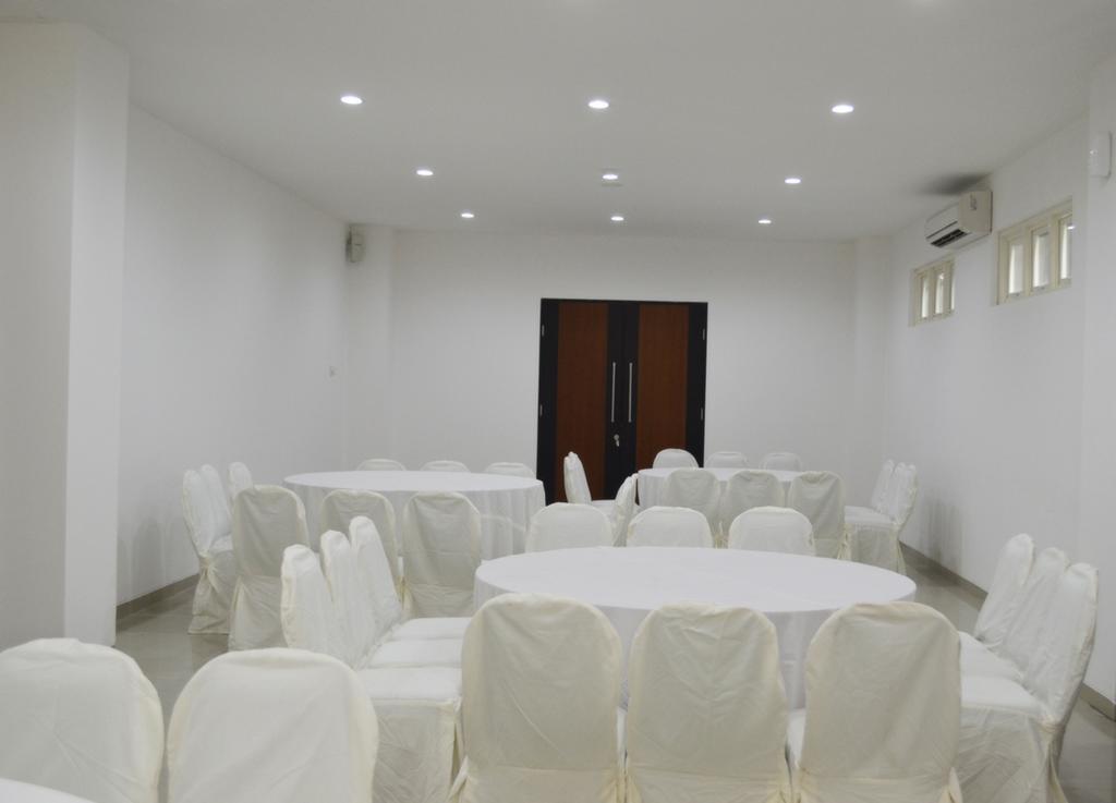 M Hotel Mataram Exterior photo