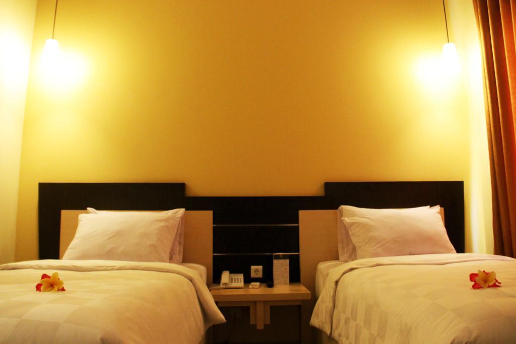 M Hotel Mataram Room photo