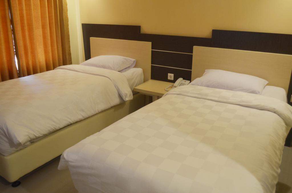 M Hotel Mataram Room photo