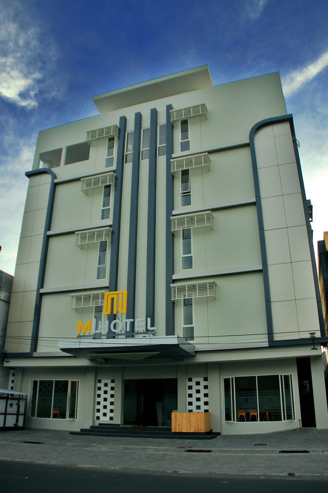 M Hotel Mataram Exterior photo