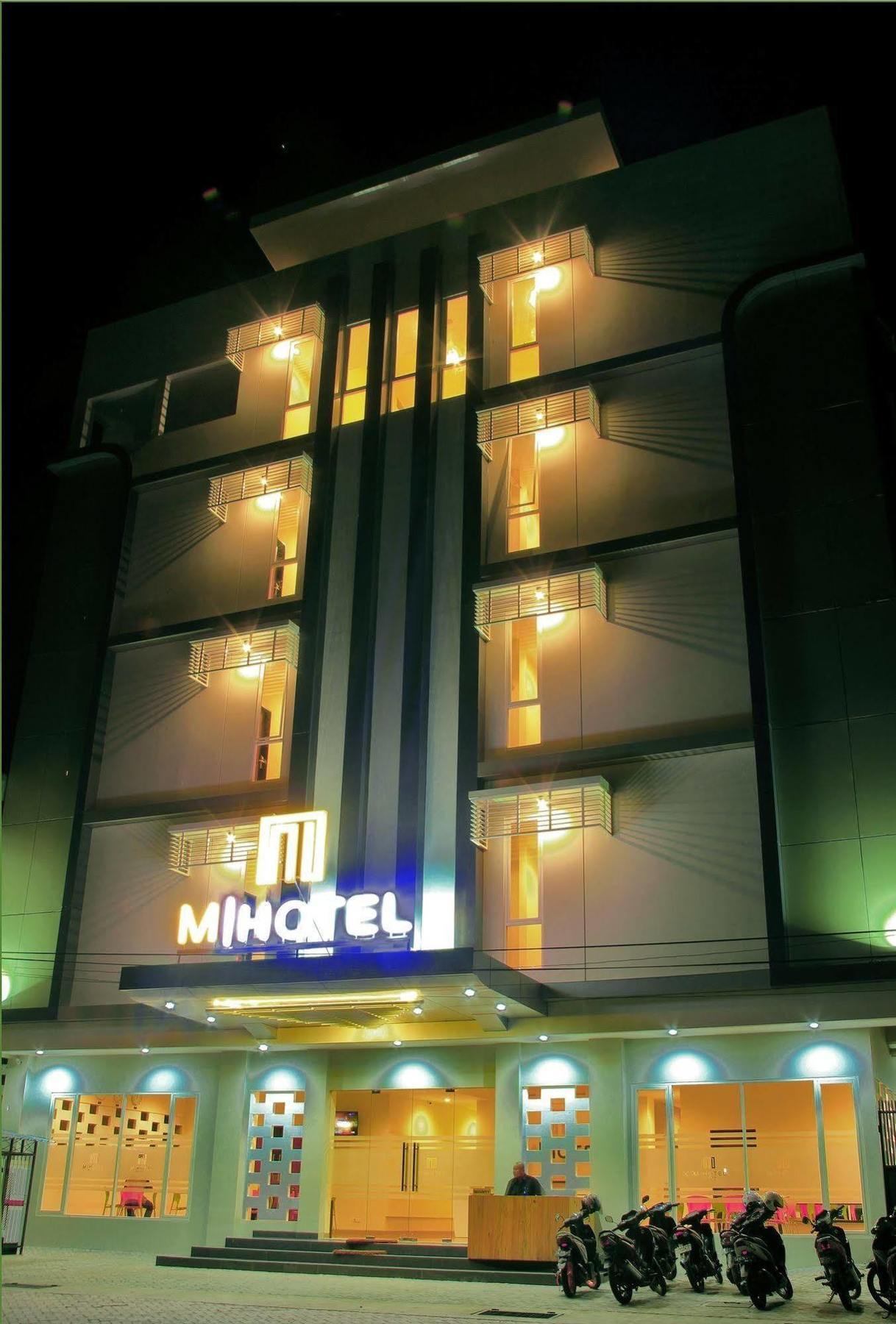 M Hotel Mataram Exterior photo