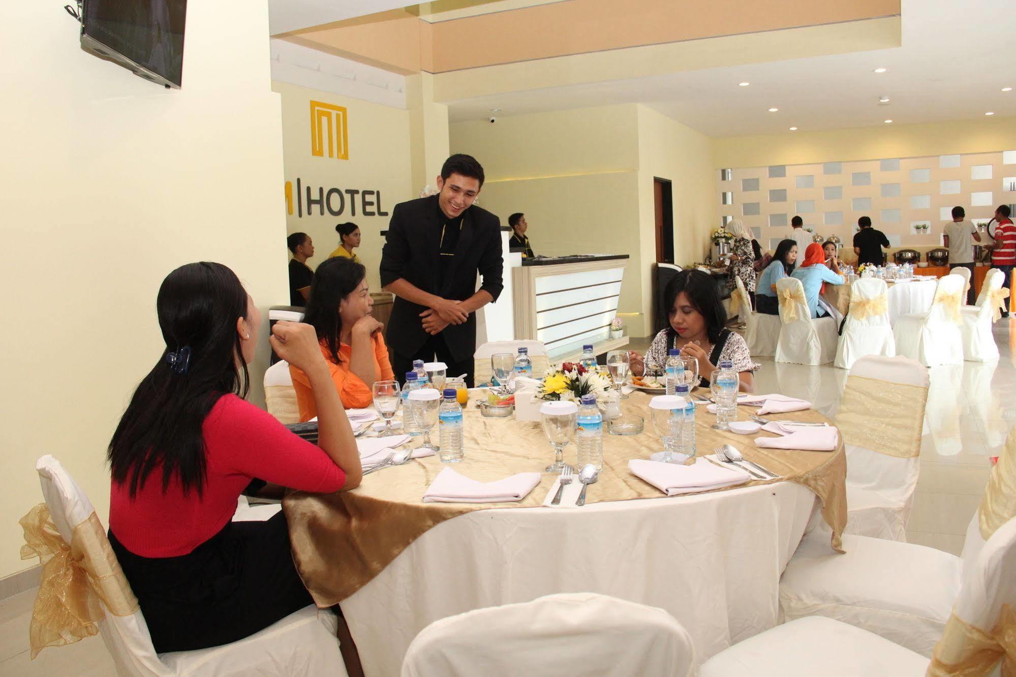 M Hotel Mataram Exterior photo
