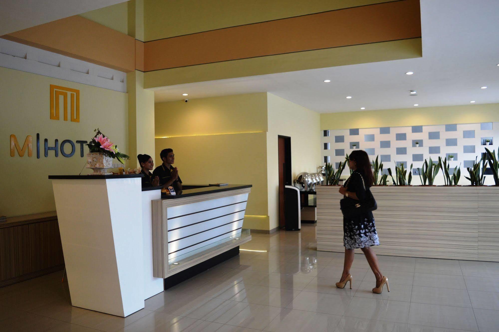 M Hotel Mataram Exterior photo